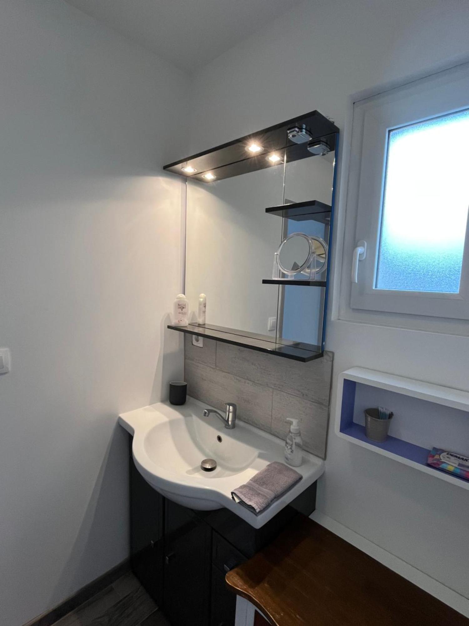 La Sainterie Apartment Savonnieres Luaran gambar
